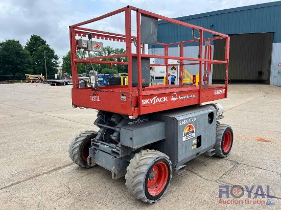 2015 SkyJack SJ6826RT 4x4 26ft Rough Terrain Scissor Lift