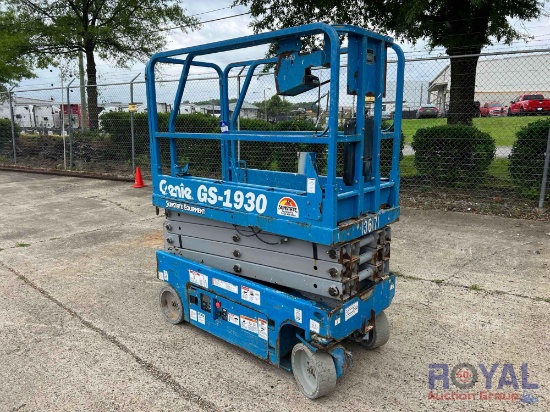 2014 Genie GS1930 19ft Electric Scissor Lift