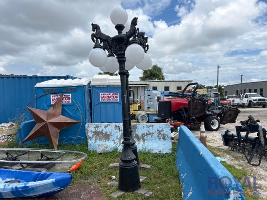 5 Bulb Horse Light Post