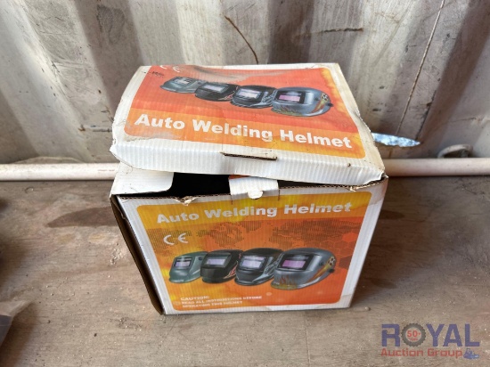 Auto Darkening Welding Helmet