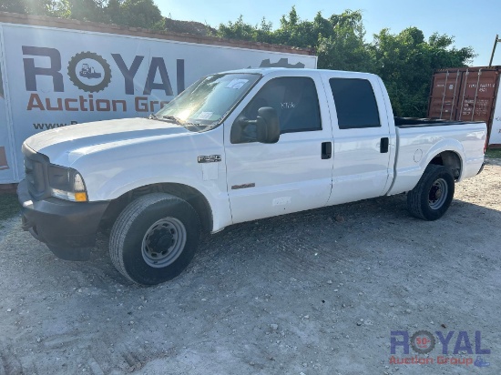 2004 Ford F-350 Crew Cab Pickup Truck