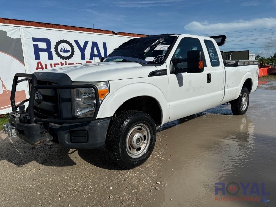 2014 Ford F-250 4x4 Ext. Cab Pickup Truck