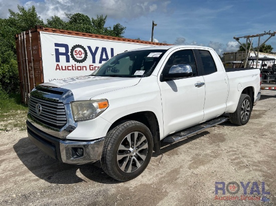 2017 Toyota Tundra Ext. Cab Pickup Truck