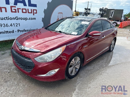 2014 Hyundai Sonata Hybrid Sedan