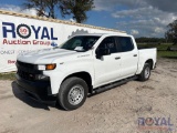 2022 Chevrolet Silverado 4x4 Crew Cab Pickup Truck