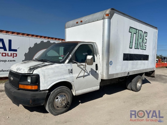 2003 Chevrolet Express 14FT Box Truck