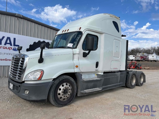 2016 Freightliner Cascadia 125 T/A Sleeper Cab Truck Tractor