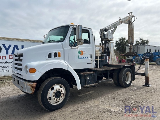 2000 Sterling L7501 Petersen RL3 Rear Mount Grapple Truck
