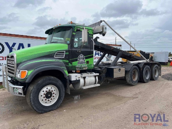 2004 Mack CV713 American Roll-Off 75,000LB Tri-Axle Roll-Off Truck