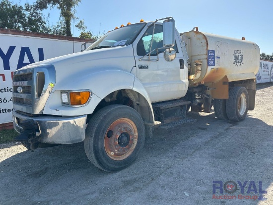 2006 Ford F-750 DFI 2,000 Gallon Water Truck