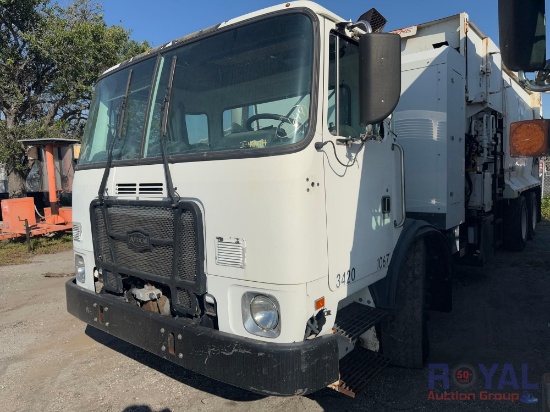 2013 Autocar Xpeditor Wayne Curbtender 27YD Side Loader Garbage Truck
