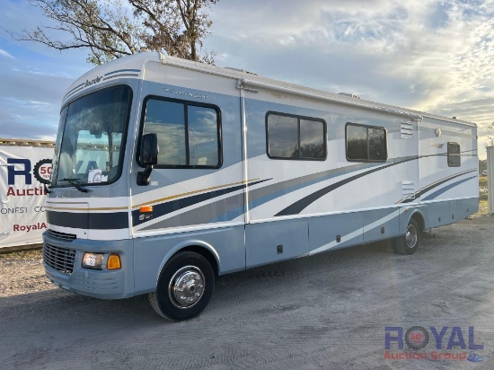2005 Fleetwood Bounder 35E Motorhome