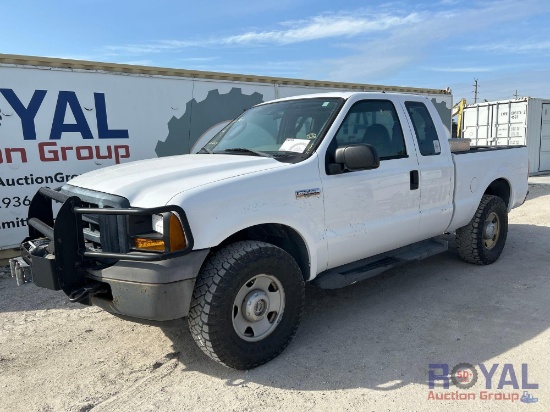 2006 Ford F-250 Super Duty 4x4 Ext. Cab Pickup Truck