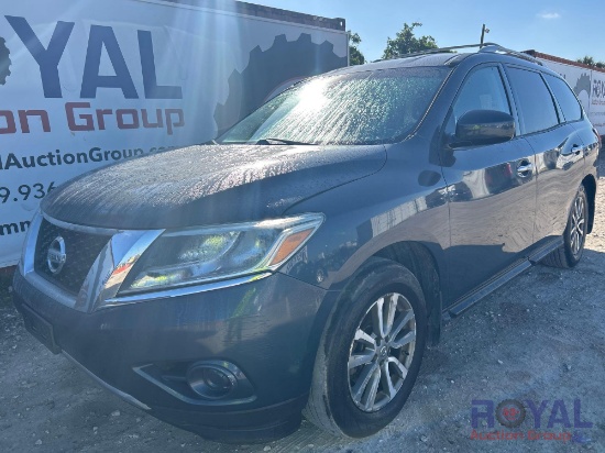 2013 Nissan Pathfinder AWD SUV