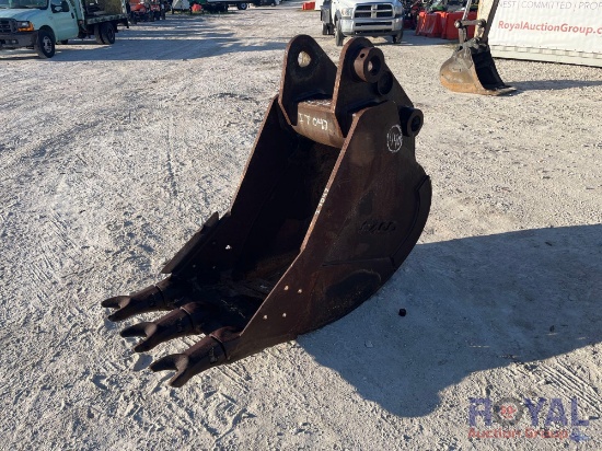 EACO 24in Excavator Tooth Bucket