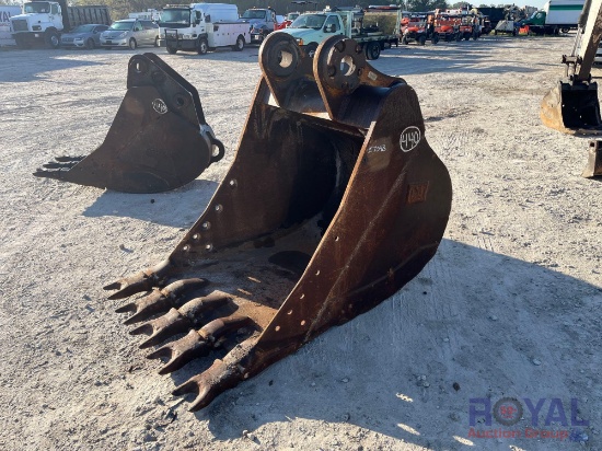 Caterpillar 44in Excavator Tooth Bucket