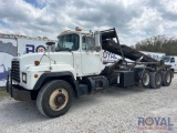 2001 Mack RD688S G and H 1560 Tri-Axle Roll-Off Truck