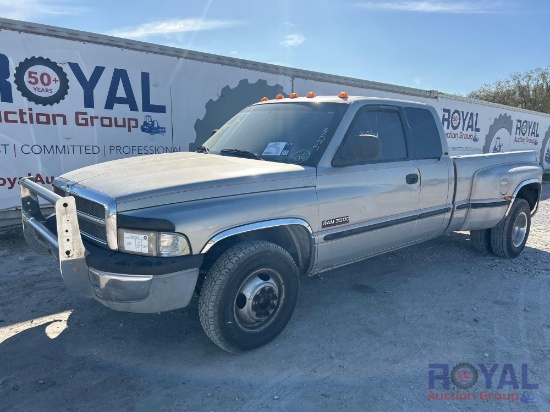 1998 Dodge Ram 3500 Extended Cab Pickup Truck