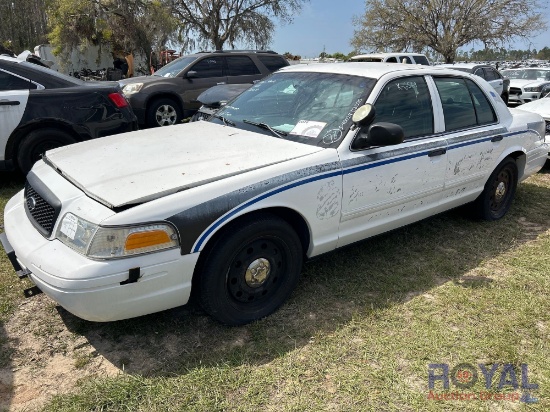 2010 Ford Crown Victoria Sedan