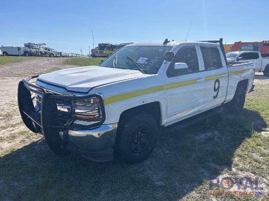 2018 Chevrolet Silverado 4x4 Crew Cab Pickup Truck