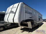 2002 Keystone RV Montana 3255RL 5th Wheel T/A Travel Trailer