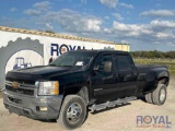 2011 Chevrolet Silverado 4x4 3500 HD Crew Cab Pickup Truck