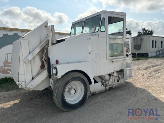 1996 Elgin Pelican Series S Street Sweeper