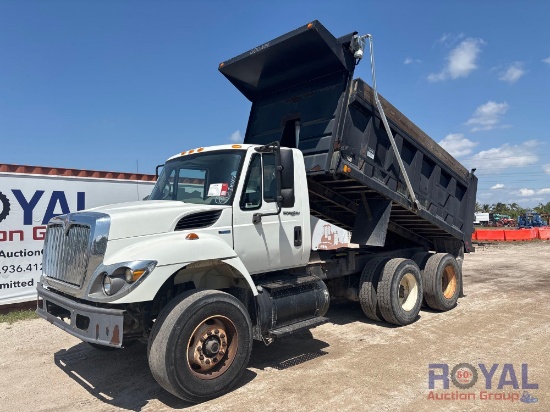 2010 International 7400 T/A Dump Truck