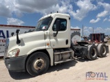 2013 Freightliner Cascadia 125 T/A Day Cab Truck Tractor