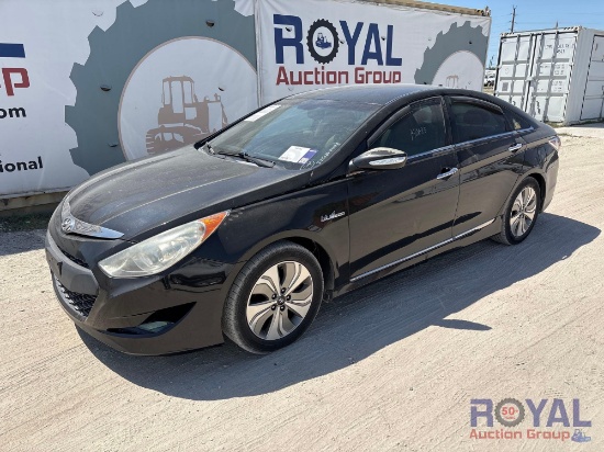 2013 Hyundai Sonata Limited Hybrid Sedan