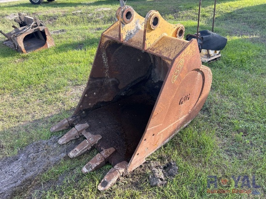 42in. Caterpillar Excavator Bucket