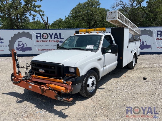 2007 Ford F-350 Post Puller Service Truck