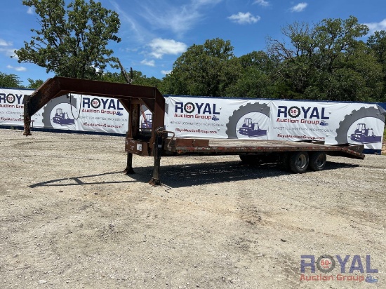 1996 National Trailers 28ft T/A Gooseneck Flatbed Trailer