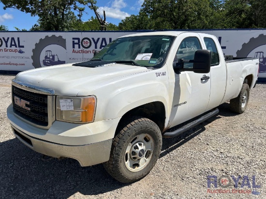 2013 GMC Sierra 2500HD Ext. Cab Pickup Truck