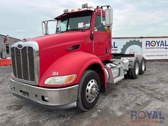 2009 Peterbilt 384 T/A Wet Kit Day Cab Truck Tractor