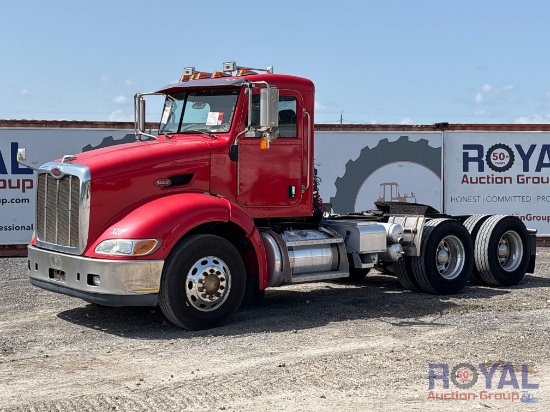 2009 Peterbilt 384 T/A Wet Kit Day Cab Truck Tractor
