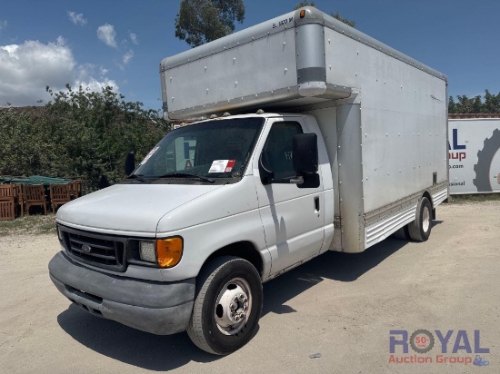 2007 Ford E-450 14ft Box Truck