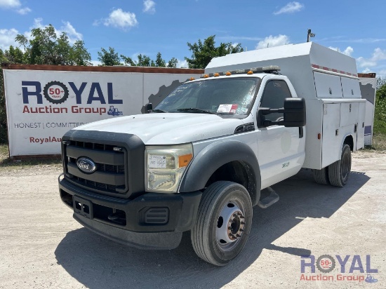 2015 Ford F-550 Enclosed Service Truck