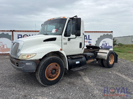 2002 International 4400 Day Cab Truck Tractor