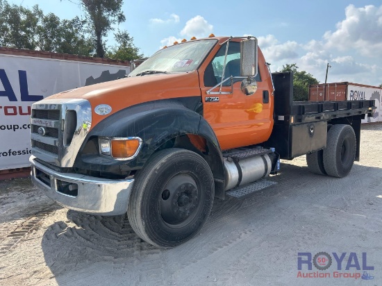 2015 Ford F-750 12FT Flatbed Truck