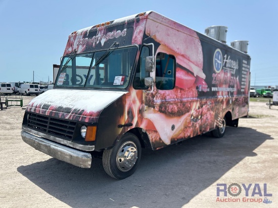 2001 Workhorse P42 Step Van Food Truck