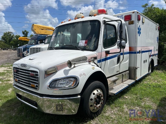 2007 Freightliner M2 106 Ambulance