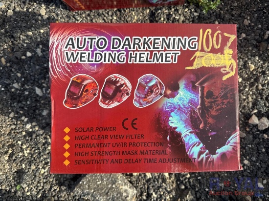 Auto Darkening Welding Helmet