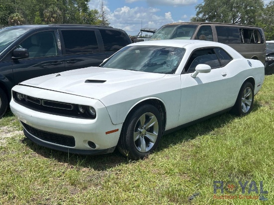 2016 Dodge Challenger SXT Coupe