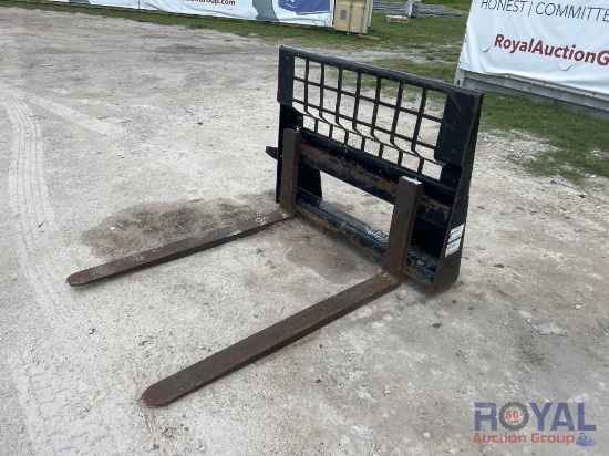 Caterpillar 48in Forks and Frame Skid Steer Attachment