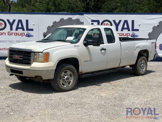 2013 GMC Sierra 2500HD Ext. Cab Pickup Truck
