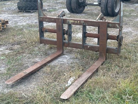 Pemberton 6ft Loader Forks and Frame