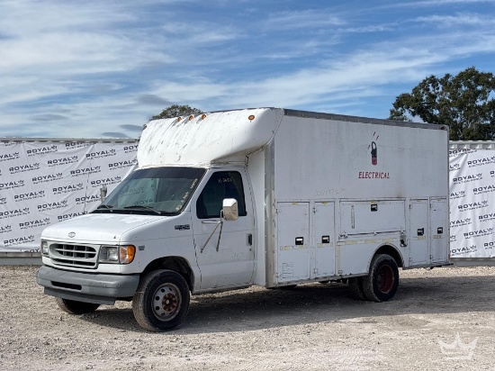 2002 Ford E-450 Enclosed Service Van