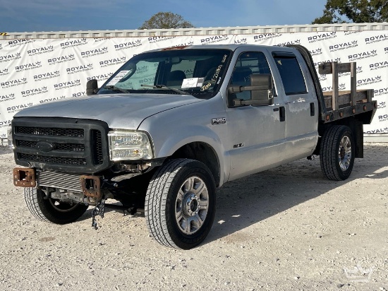 2007 Ford F-250 4x4 Crew Cab 7ft. Flatbed Truck
