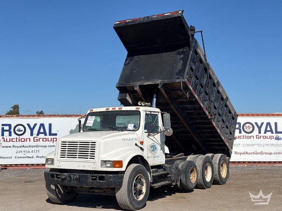 1990 International F-4900 Tri Axle Dump Truck